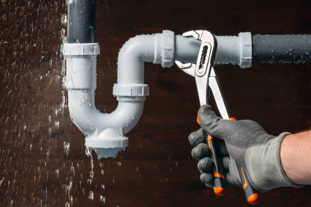 Professional Gas Line Repair technician working in Midland, NC